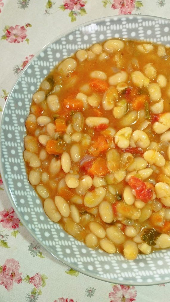 Πικάντικη φασολάδα με sweet chilli