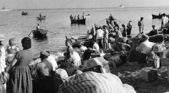 Σαν σήμερα 9 Ιουλίου 1956 ο σεισμός που ισοπέδωσε την Σαντορίνη - Προκλήθηκε τσουνάμι 25 μέτρων με 53 νεκρούς
