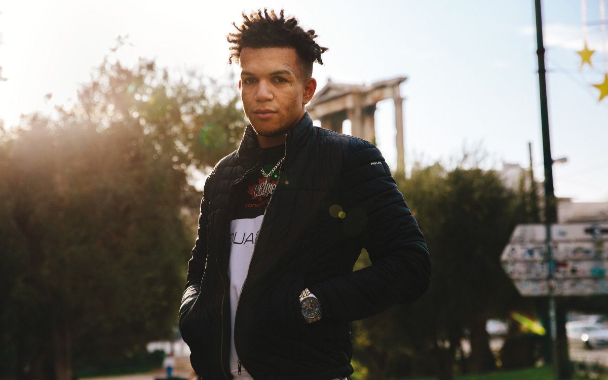 Συνελήφθη πασίγνωστος Έλληνας τράπερ για κατοχή ναρκωτικών