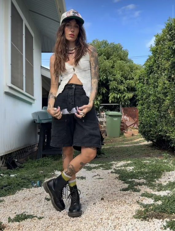 Τα “Ugly shoes” που γίνονται μόδα: Θα τα φορέσεις ή όχι;