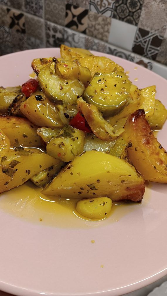 Το μεσημεριανό του Καλοκαιριού: Τουρλού με κουρκουμά