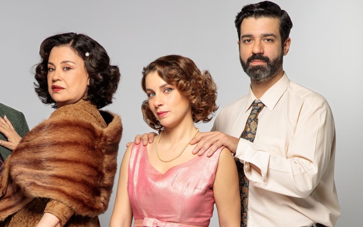 Το σπίτι δίπλα στο ποτάμι: Η Νάνσυ Μπούκλη αντιμέτωπη με την «αδίστακτη» πεθερά Μαρία Τζομπανάκη, στην μεγάλη τηλεοπτική της εμφάνιση μετά τον «Σασμό»