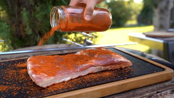 Το viral μείγμα μπαχαρικών για κρέας ψάρια και λαχανικά από τον Δημήτρη Μιχαηλίδη