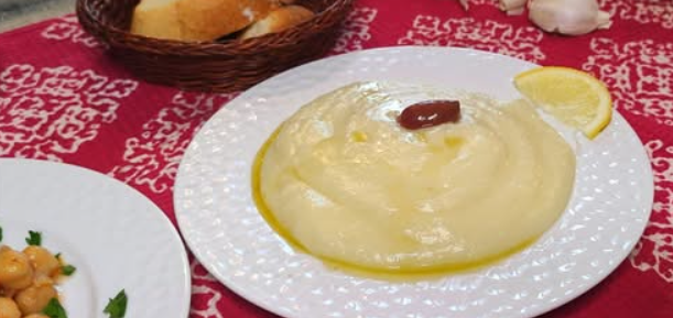 Βελούδινη σκορδαλιά με την παραδοσιακή συνταγή από την Γκόλφω