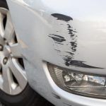 3+1 κόλπα που θα επανορθώσουν τις γρατζουνιές στο αυτοκίνητο χωρίς συνεργείο