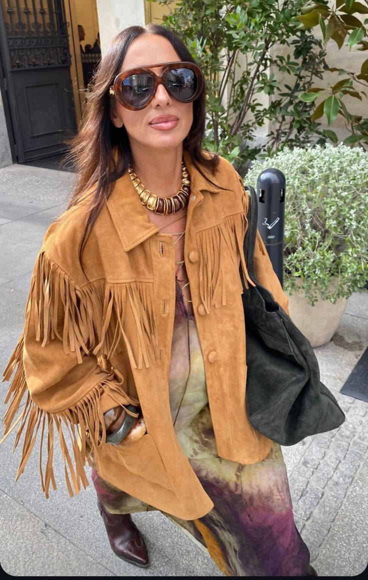 Suede-πανωφόρι-με-κρόσσια- Suede-πανωφόρι-με-κρόσσια-