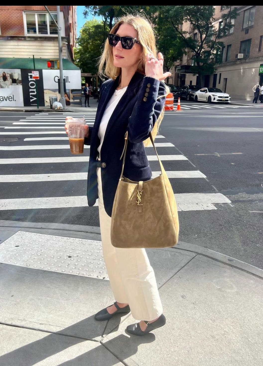 Suede-μπεζ-τσάντα- Suede-μπεζ-τσάντα-