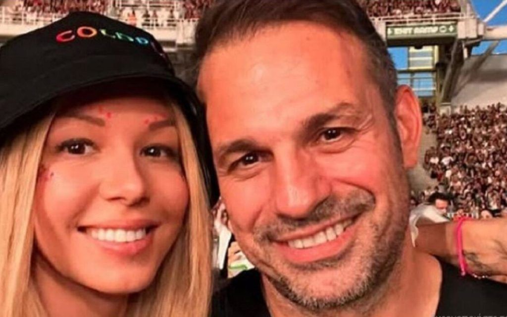 Αλεξάνδρα Νικολαΐδου: Στο πλευρό του Ντέμη Νικολαϊδη η Δέσποινα Βανδή και τα παιδιά του