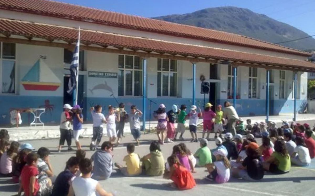 Άνοιγμα Σχολείων 2025: Ποιες είναι οι αργίες της νέας σχολικής χρονιάς