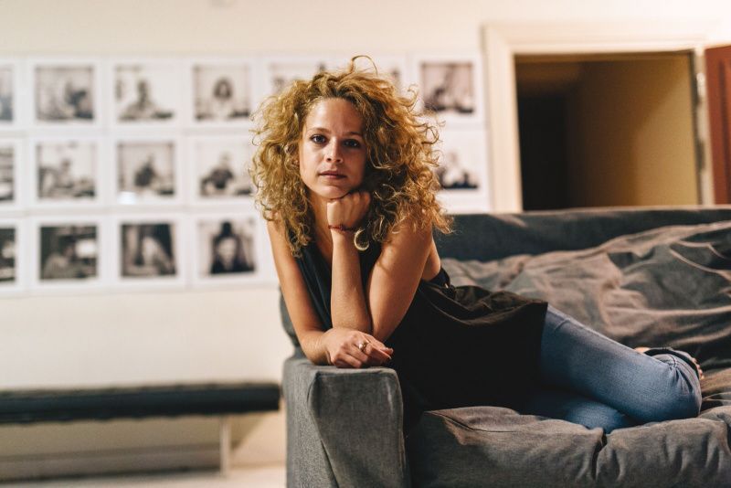 Η Έλλη Τρίγγου όπως δεν την έχετε ξαναδεί - Κάνει γυμνισμό στη παραλία και ρίχνει το Instagram