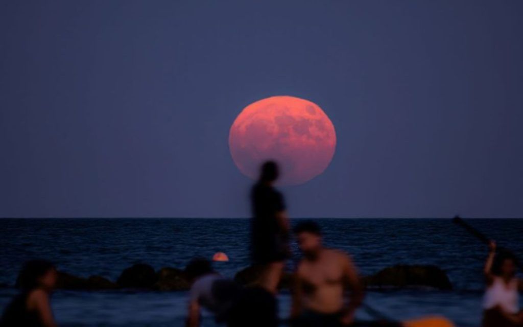 Έρχεται η Αυγουστιάτικη Πανσέληνο στον Υδροχόο και φέρνει το απόλυτο χάος - Αναλυτικές προβλέψεις