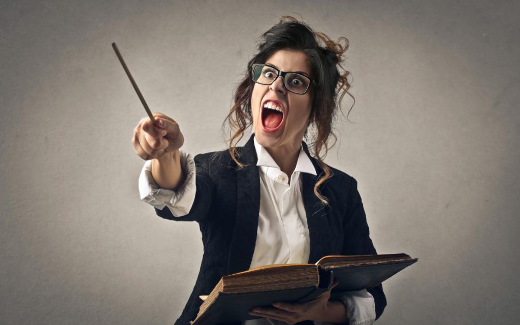 κακιά-δασκάλα-