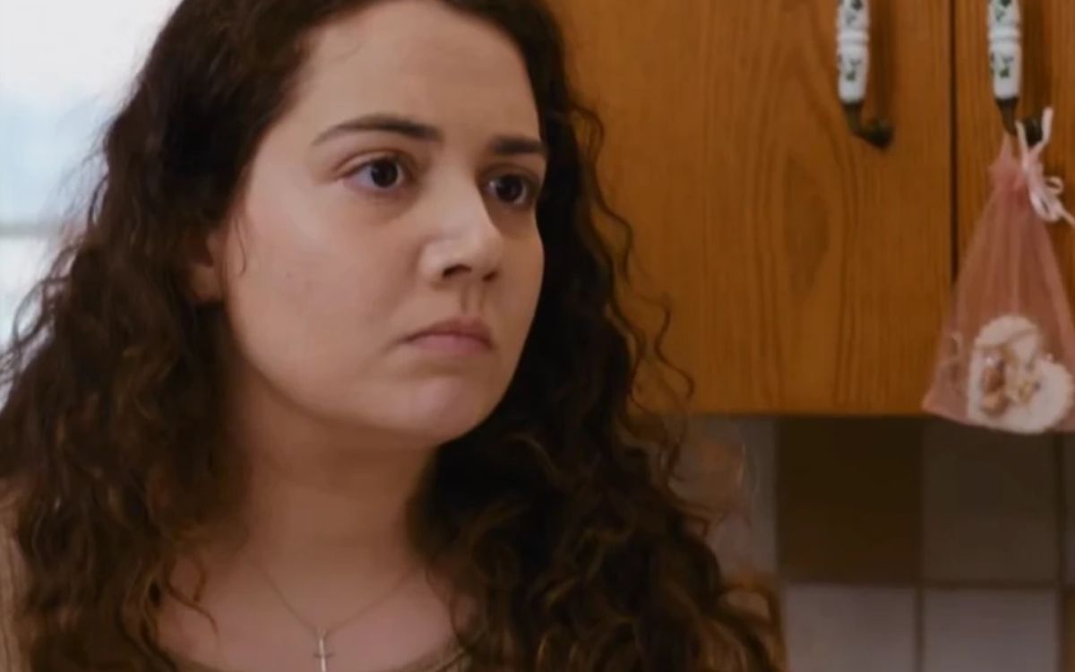 Η Γη της Ελιάς-Άννα-