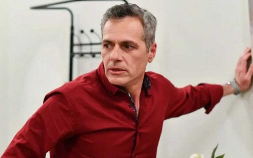 Η Γη της Ελιάς-Αντώνης-