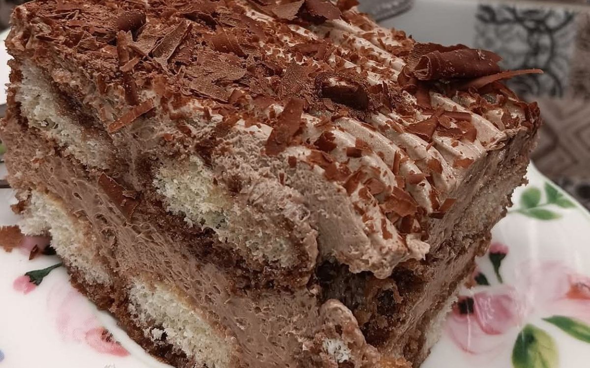 Γλυκό-ψυγείου-σεράνο-με-σαβαγιάρ-