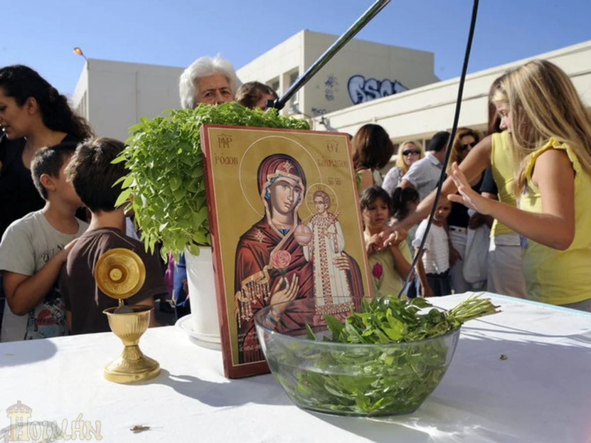 Γονική άδεια 2025: Πόσες μέρες δικαιούνται οι γονείς και τι ισχύει αν αρρωστήσει το παιδί