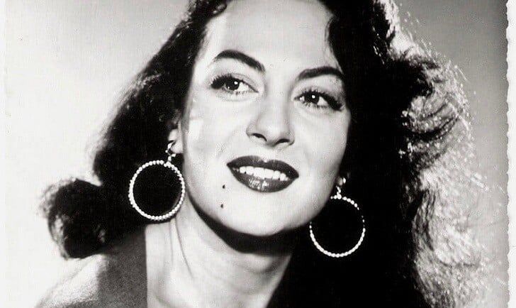 Υβόν Σανσόν- Υβόν Σανσόν-