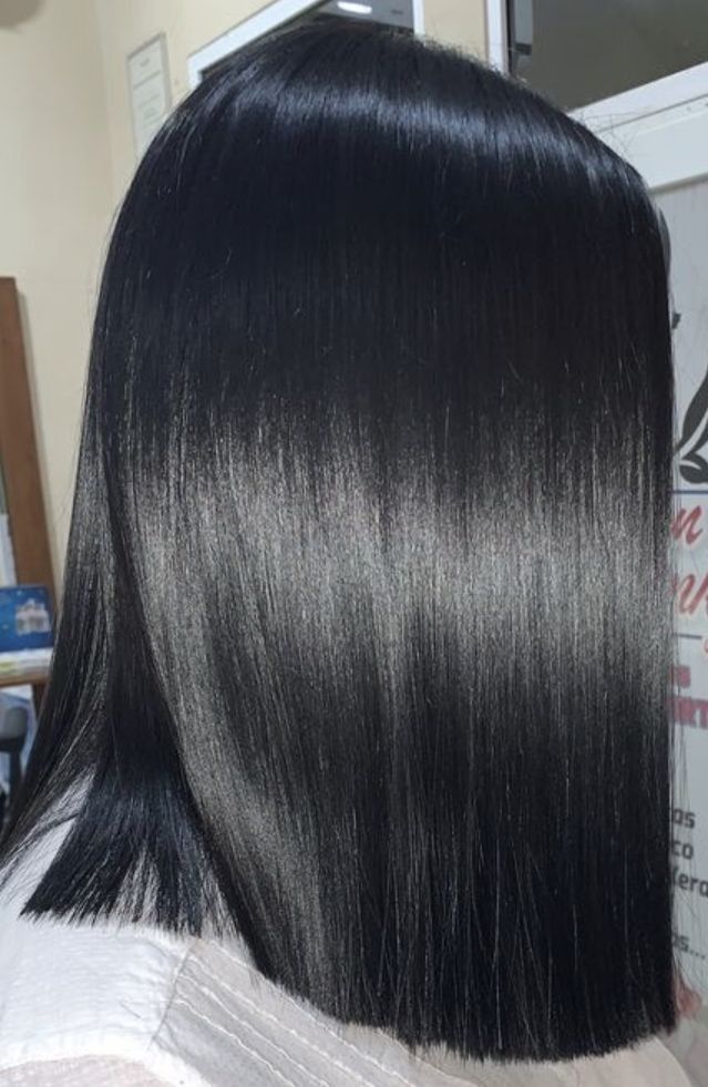 Καστορέλαιο : Ολες οι viral χρήσεις του στα μαλλιά (ειναι chat )