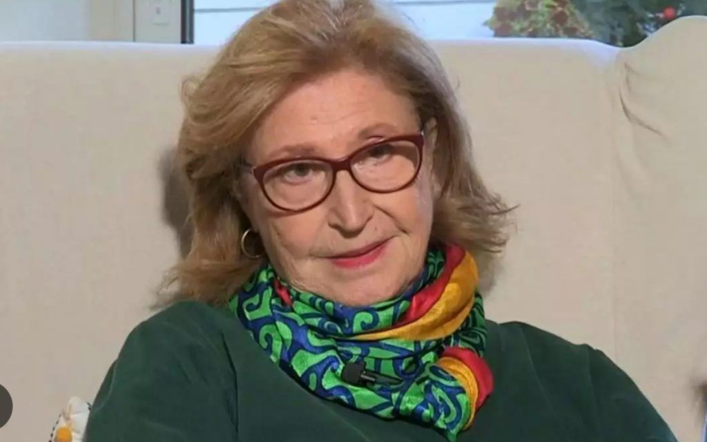 Κηδεία Σοφία Σεϊρλή: Πλήθος καλλιτεχνών παρευρέθηκε στο τελευταίο αντίο στο αποτεφρωτήριο Ριτσώνας- Φωτογραφίες