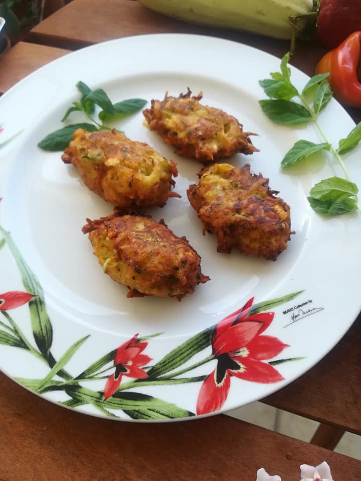 Κολοκυθοκεφτέδες-Γορτυνίας-παραδοσιακή-συνταγή- Κολοκυθοκεφτέδες-Γορτυνίας-παραδοσιακή-συνταγή-
