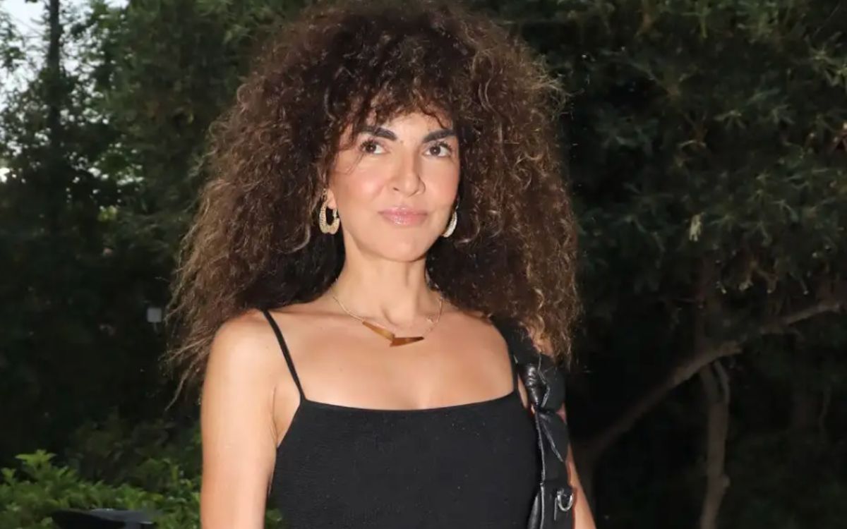 Μαρία Σολωμού: Τόλμησε την μεγάλη αλλαγή- Αποχαιρέτησε τα σγουρά μαλλιά & φορώντας μόνο το μπικίνι της μας θύμισε έφηβη