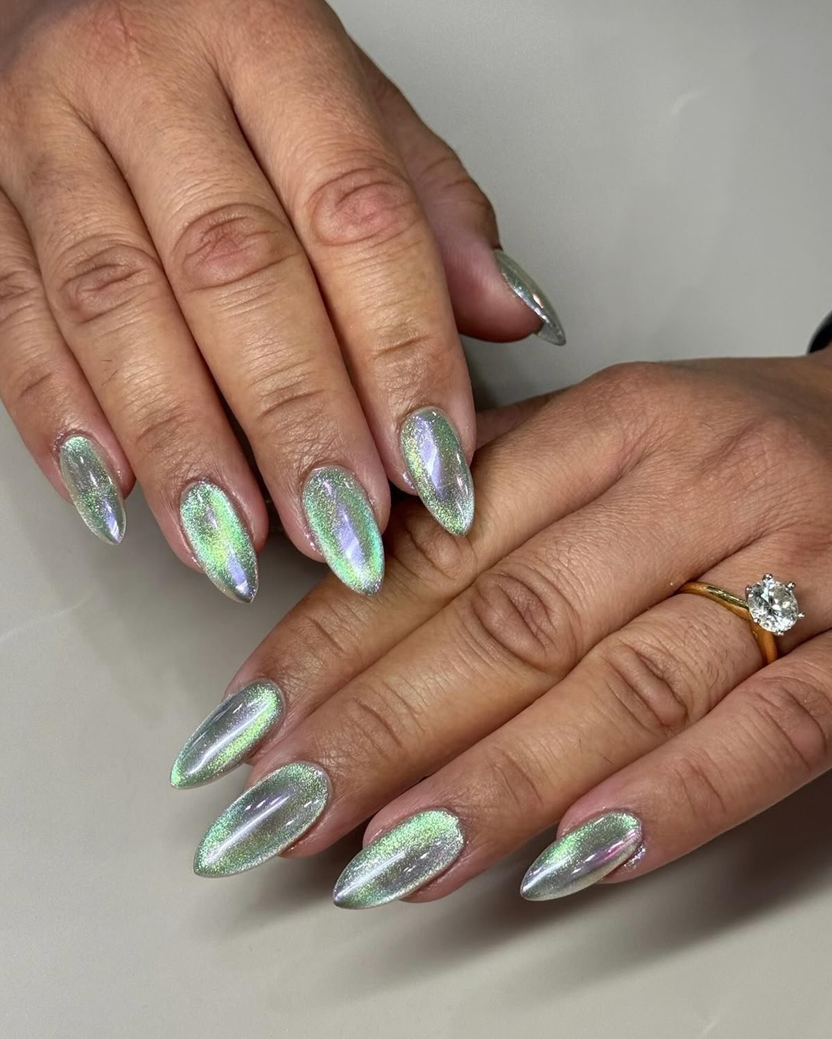 Νύχια Φθινόπωρο / Χειμώνας 2025 – 2026: Οι 10 Κορυφαίες Τάσεις της σεζόν σε Σχέδια και Χρώματα