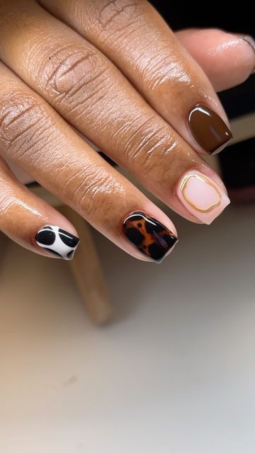 καφέ-νύχια-σχέδια- καφέ-νύχια-σχέδια-