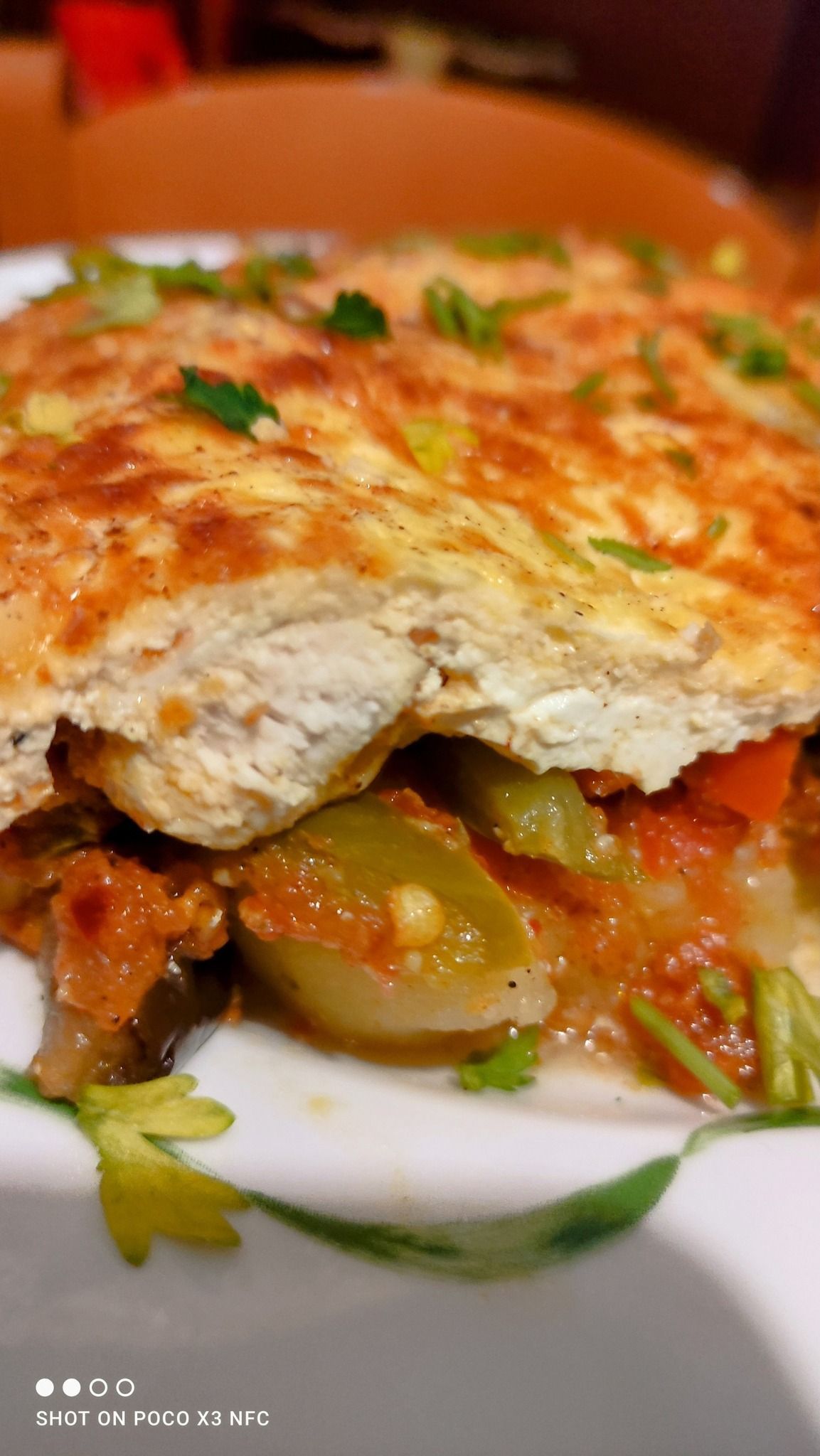 ογκρατέν-με-μελιτζάνες-και-κοτόπουλο- ογκρατέν-με-μελιτζάνες-και-κοτόπουλο-