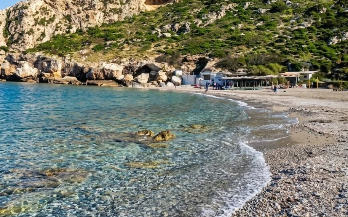 6 παραθαλάσσιοι προορισμοί για τον Δεκαπενταύγουστο δίπλα στην Αθήνα - Λιγότερο από 1 ώρα απόσταση