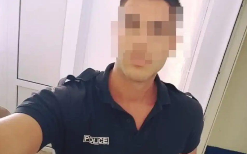 TikToker αστυνομικός: «Στην μία δουλειά έβγαζα 10 χιλιάρικα και στην άλλη 1000» - Οι διάλογοι που τον «έστειλαν» στη φυλακή