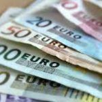 ΟΠΕΚΑ: Οι δικαιούχοι που θα λάβουν επίδομα πάνω από 400 ευρώ