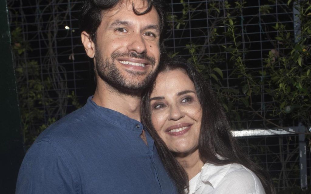 Ορφέας Αυγουστίδης: Το επικό σχόλιο του για την συμμετοχή της μητέρας του στο Σπίτι Δίπλα στο Ποτάμι