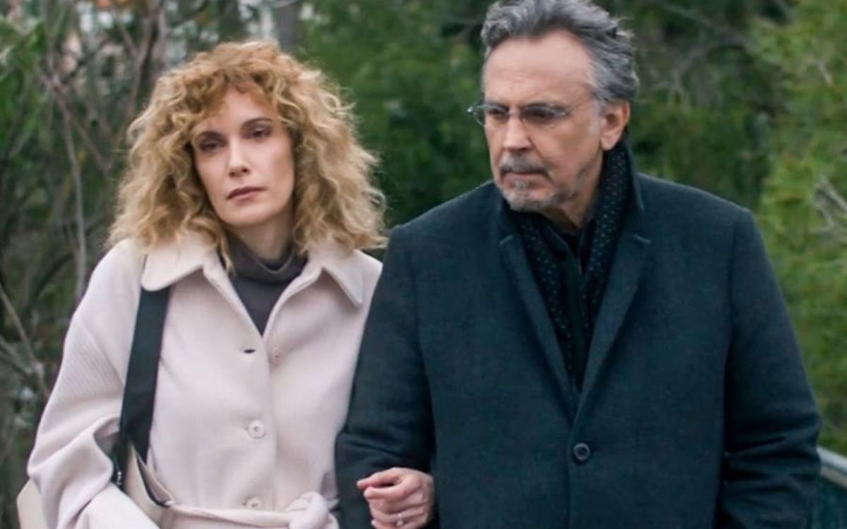 Παιχνίδια-Εκδίκησης-Μάνος-Χρύσα- Παιχνίδια-Εκδίκησης-Μάνος-Χρύσα-