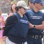 Παλαιό Φάληρο: Ξέσπασε σε κλάματα η 32χρονη στην απολογία της - Δεν δέχεται τις κατηγορίες