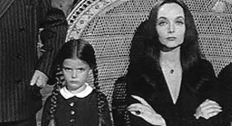 Πριν την Jenna Ortega αυτή ήταν η πρώτη Wednesday - Η κατάρα της φήμης η μάχη με τις ουσίες και η τραγική πτώση