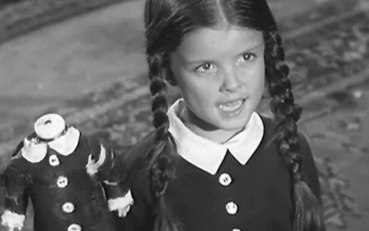 Πριν την Jenna Ortega αυτή ήταν η πρώτη Wednesday - Η κατάρα της φήμης η μάχη με τις ουσίες και η τραγική πτώση