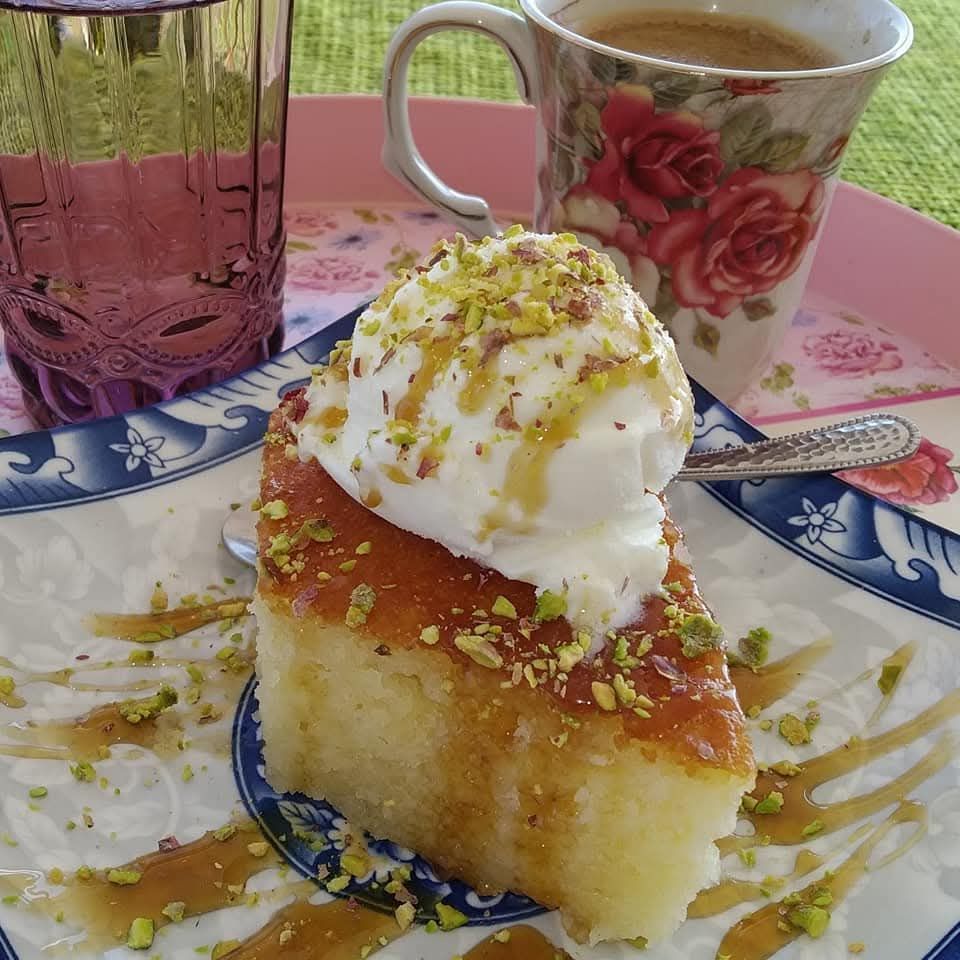 Ραβανί Βέροιας με παγωτό