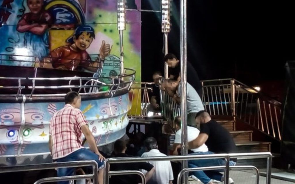 Ρόδος: Παρολίγον τραγωδία- Σοκαριστικό ατύχημα σε λούνα παρκ - Το βίντεο που κόβει την ανάσα