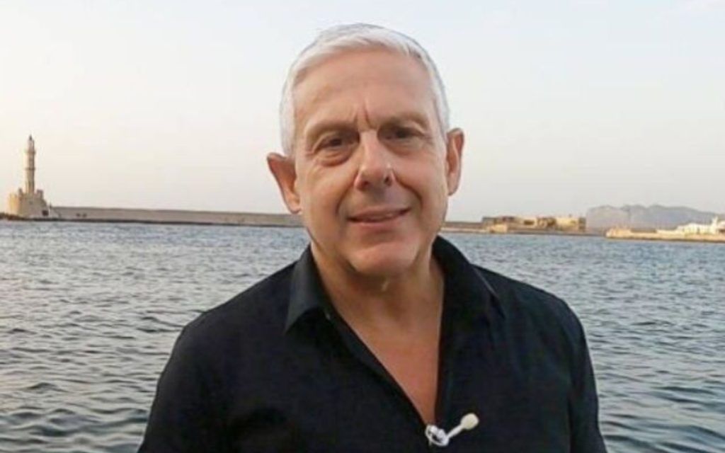 Τάσος Δούσης: