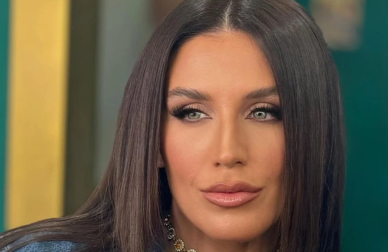 Το πρώτο τραγούδι της Ιουλίας Καλλιμάνη ήταν το απόλυτο hit και το χορεύαμε όλοι το 2012