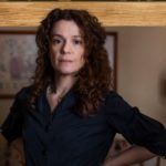 Το Σπίτι δίπλα στο ποτάμι: Η Θεοδώρα μας ξεναγεί στο σπίτι της - Οι κόρες της κάνουν τα πάντα για να φύγουν μακριά