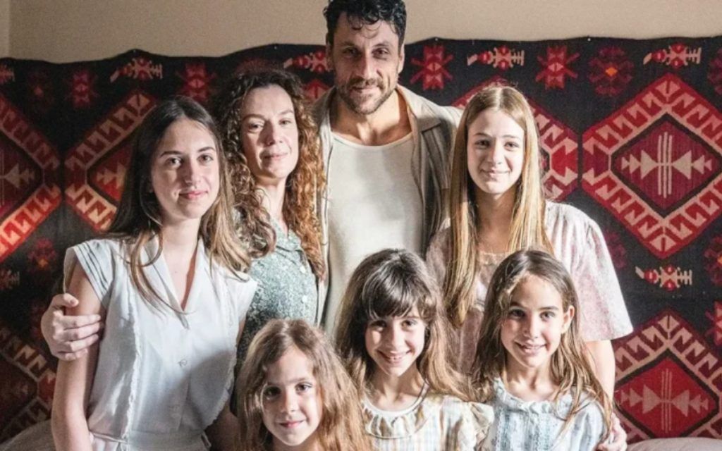 Το Σπίτι δίπλα στο ποτάμι-spoilers-