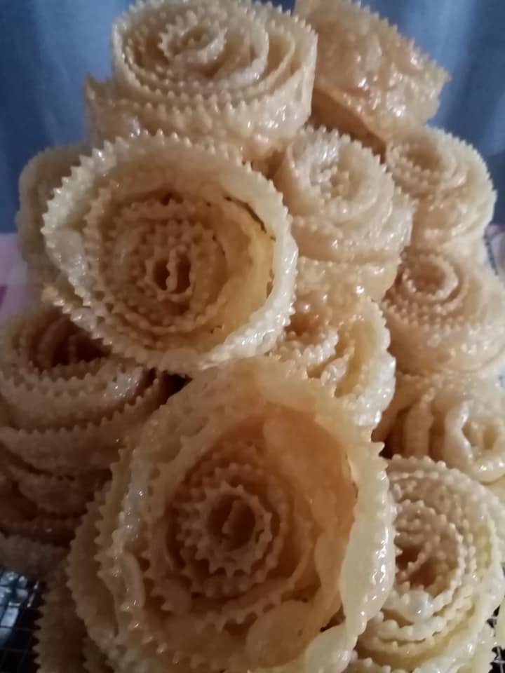 Τραγανά ξεροτήγανα για γάμο ή βάφτιση