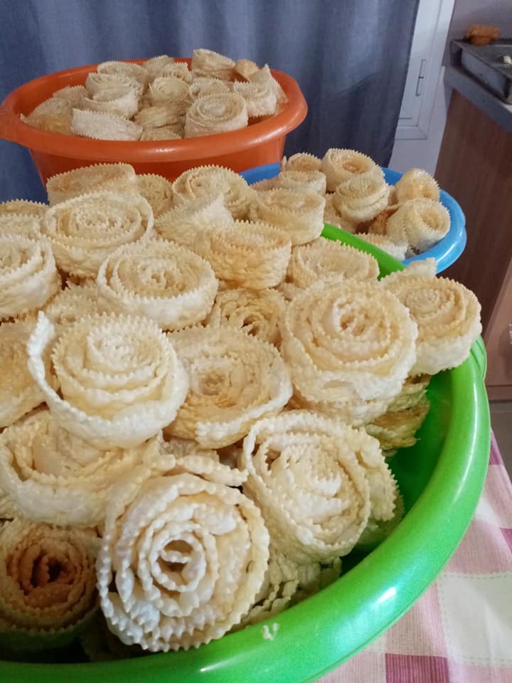 Τραγανά ξεροτήγανα για γάμο ή βάφτιση