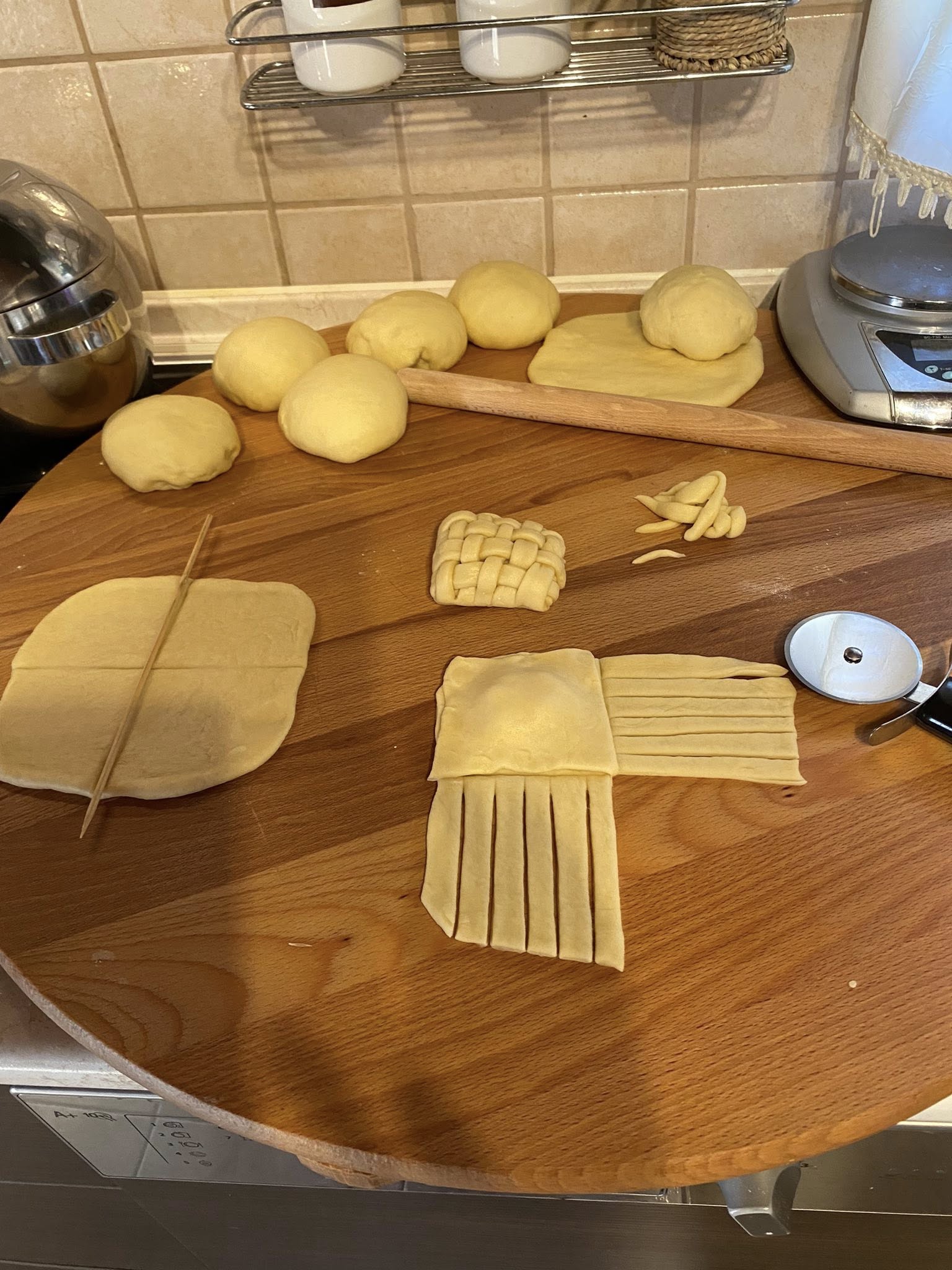 τυρόπιτα-με-σχέδιο- τυρόπιτα-με-σχέδιο-