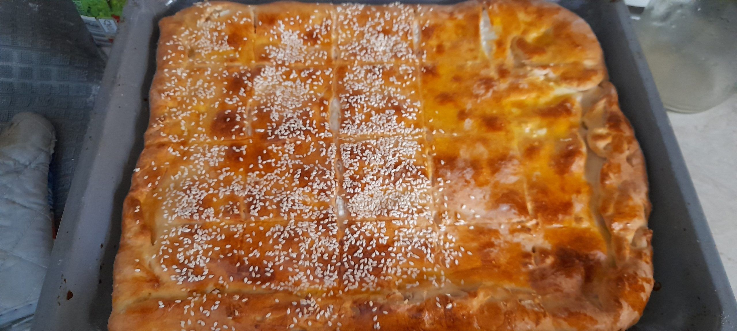 τυροπιτάρι-με-σουσάμι-μονάδες-