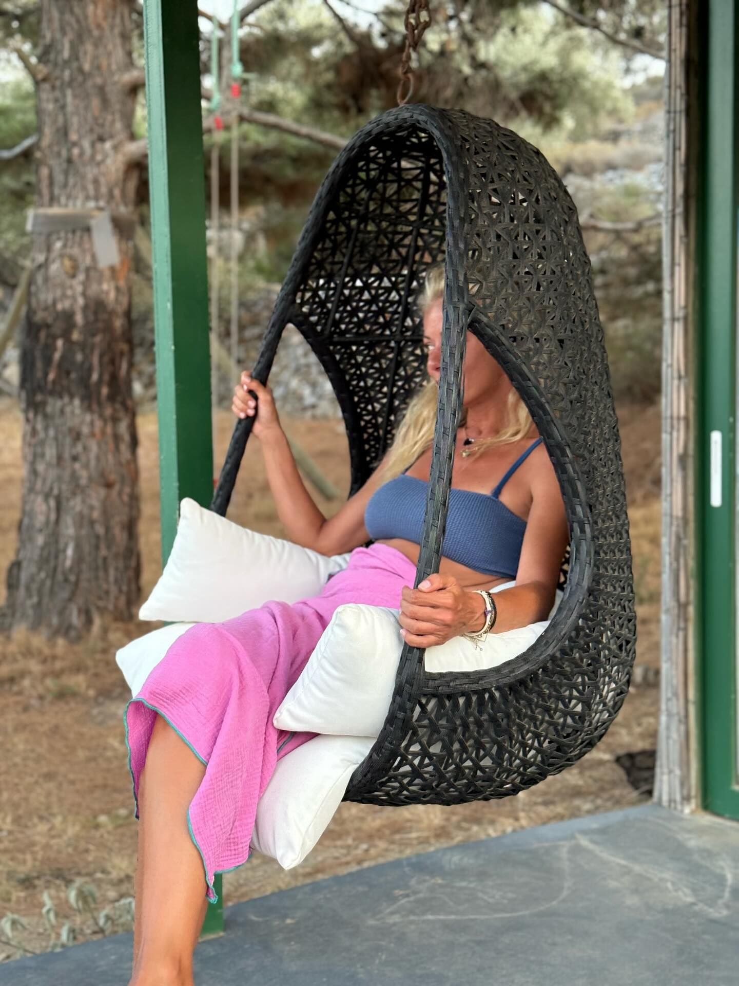 Ζέτα-Μακρυπούλια-χωρίς-μακιγιάζ-με-μπικινι