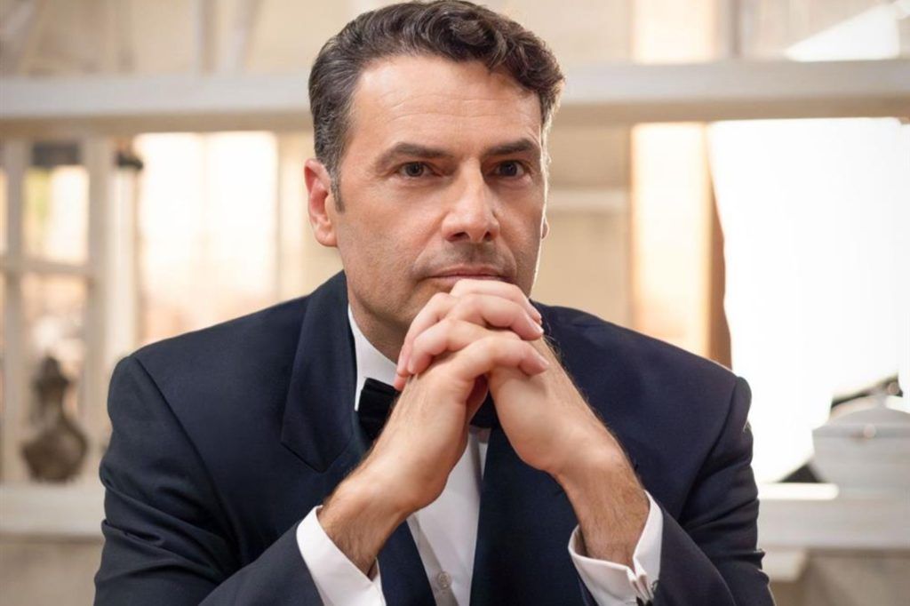 Grand Hotel: Το προφίλ του Διονύση Παναγόπουλου- Όλα όσα πρέπει να ξέρεις