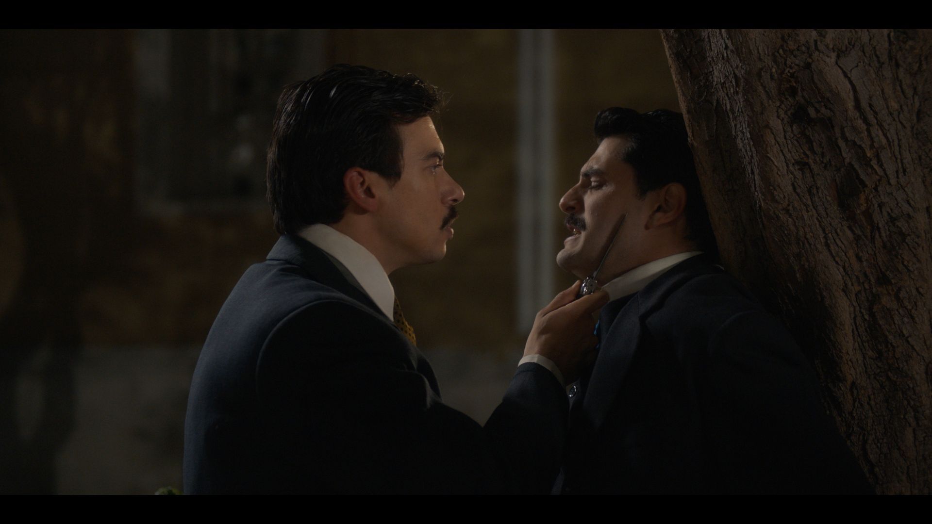 Porto leone: Φωτογραφίες και περιλήψεις από τα πρώτα επεισόδια