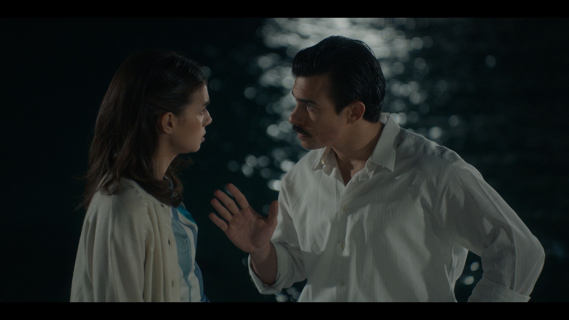 Porto leone: Φωτογραφίες και περιλήψεις από τα πρώτα επεισόδια